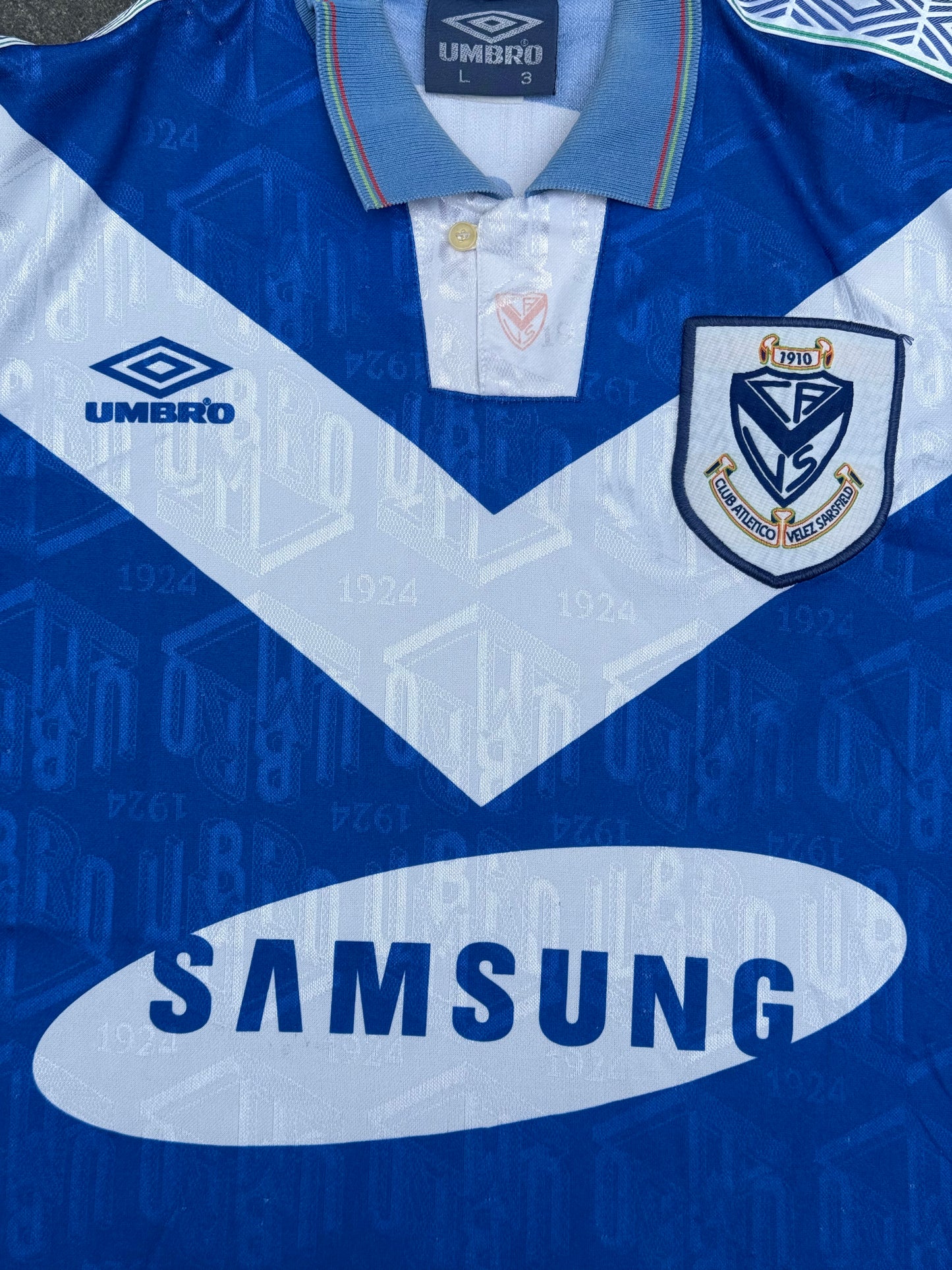 Velez Sarsfield 1994 Away Shirt (L)