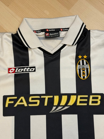 Juventus 2001/2002 Home Shirt (L)