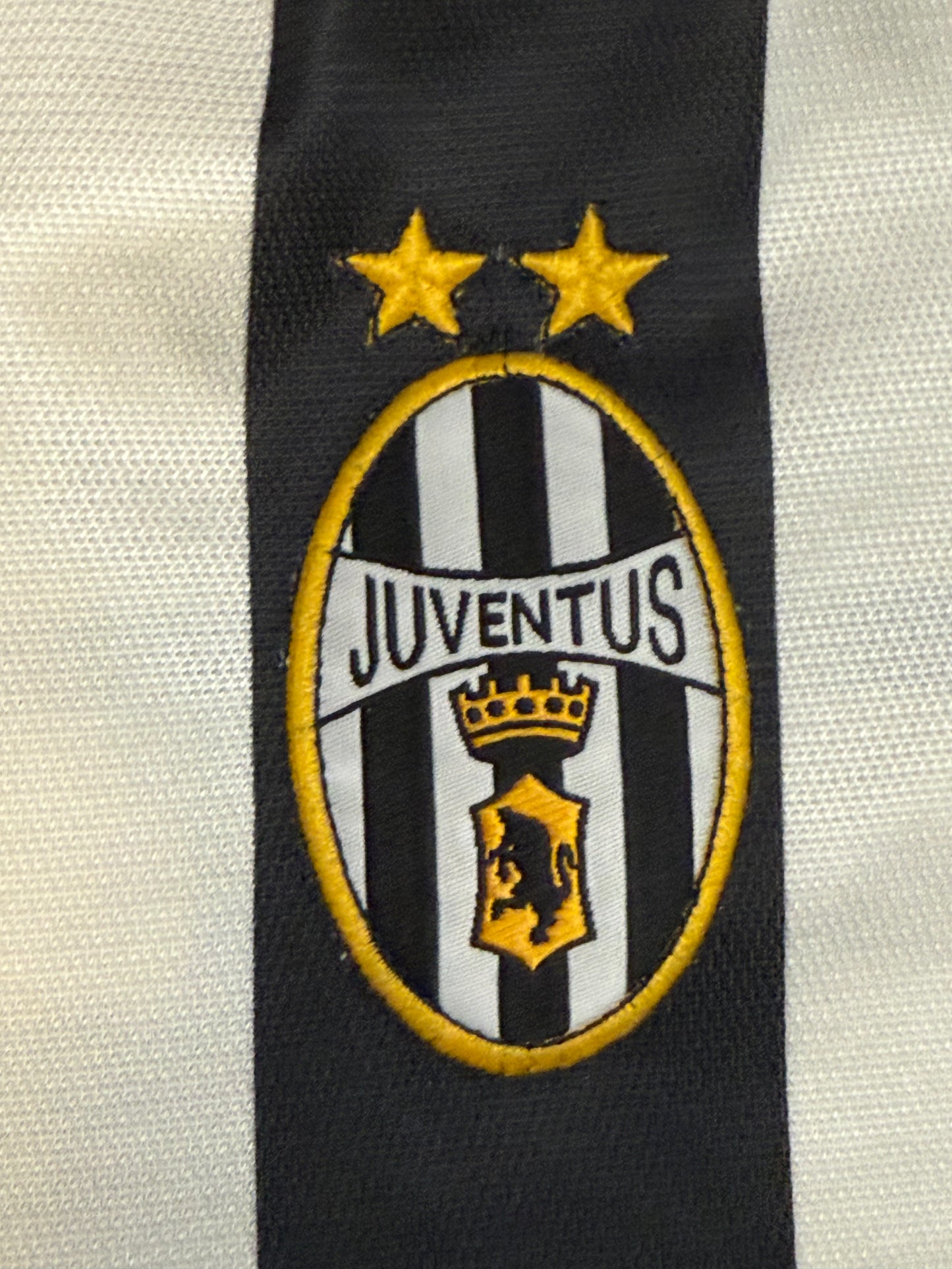 Juventus 2001/2002 Home Shirt (L)