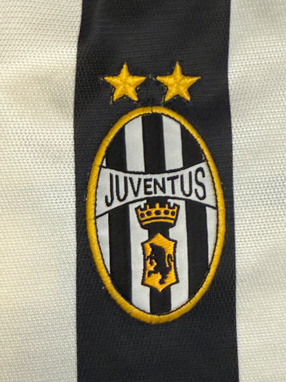 Juventus 2001/2002 Home Shirt (L)