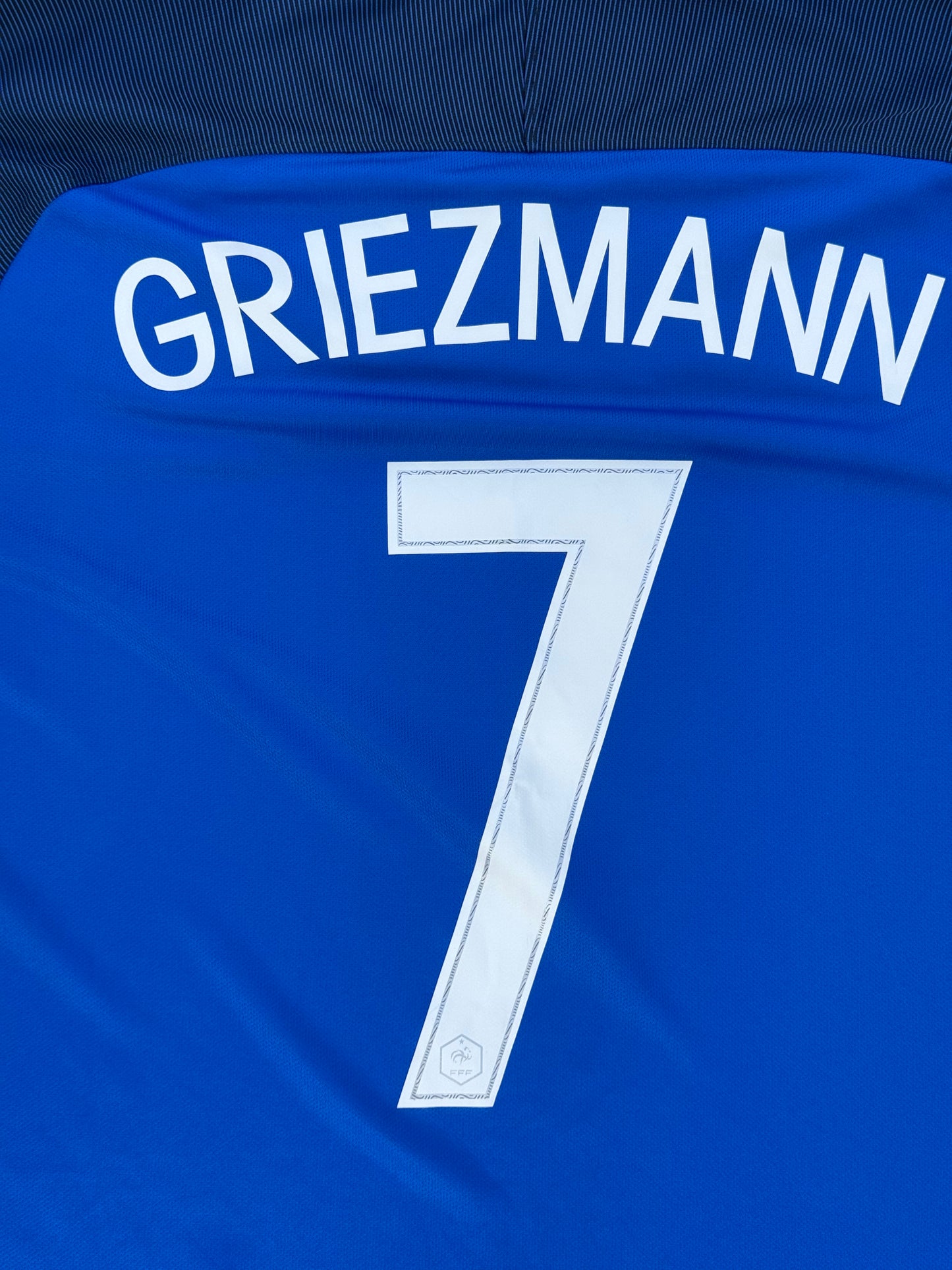 France 2016/2017 Home Shirt (#7 Griezmann) (XL)