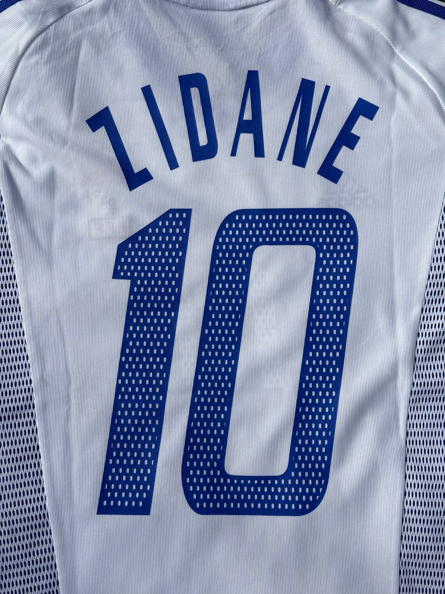 France 2002/2004 Away Shirt (#10 Zidane)