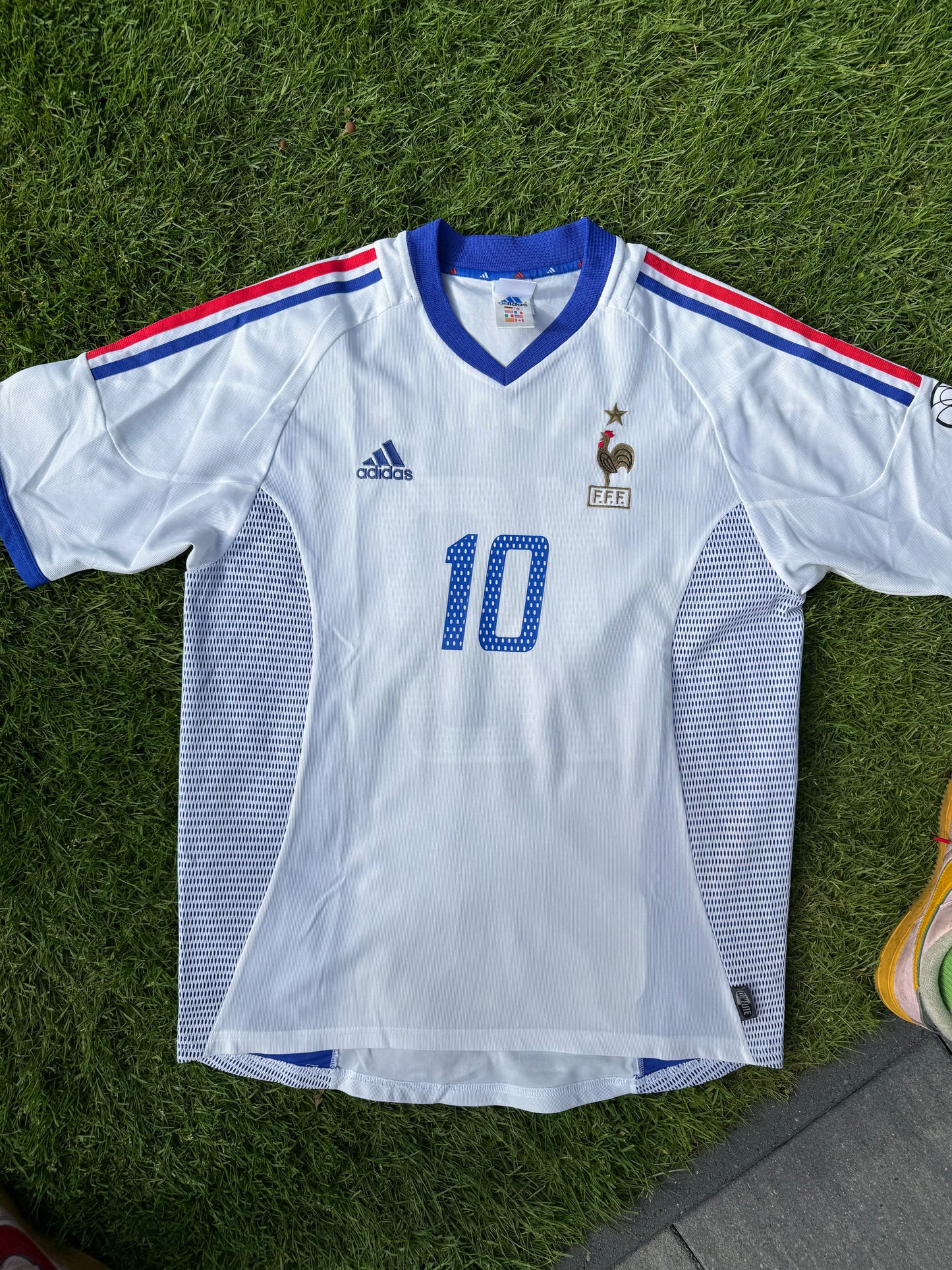 France 2002/2004 Away Shirt (#10 Zidane)