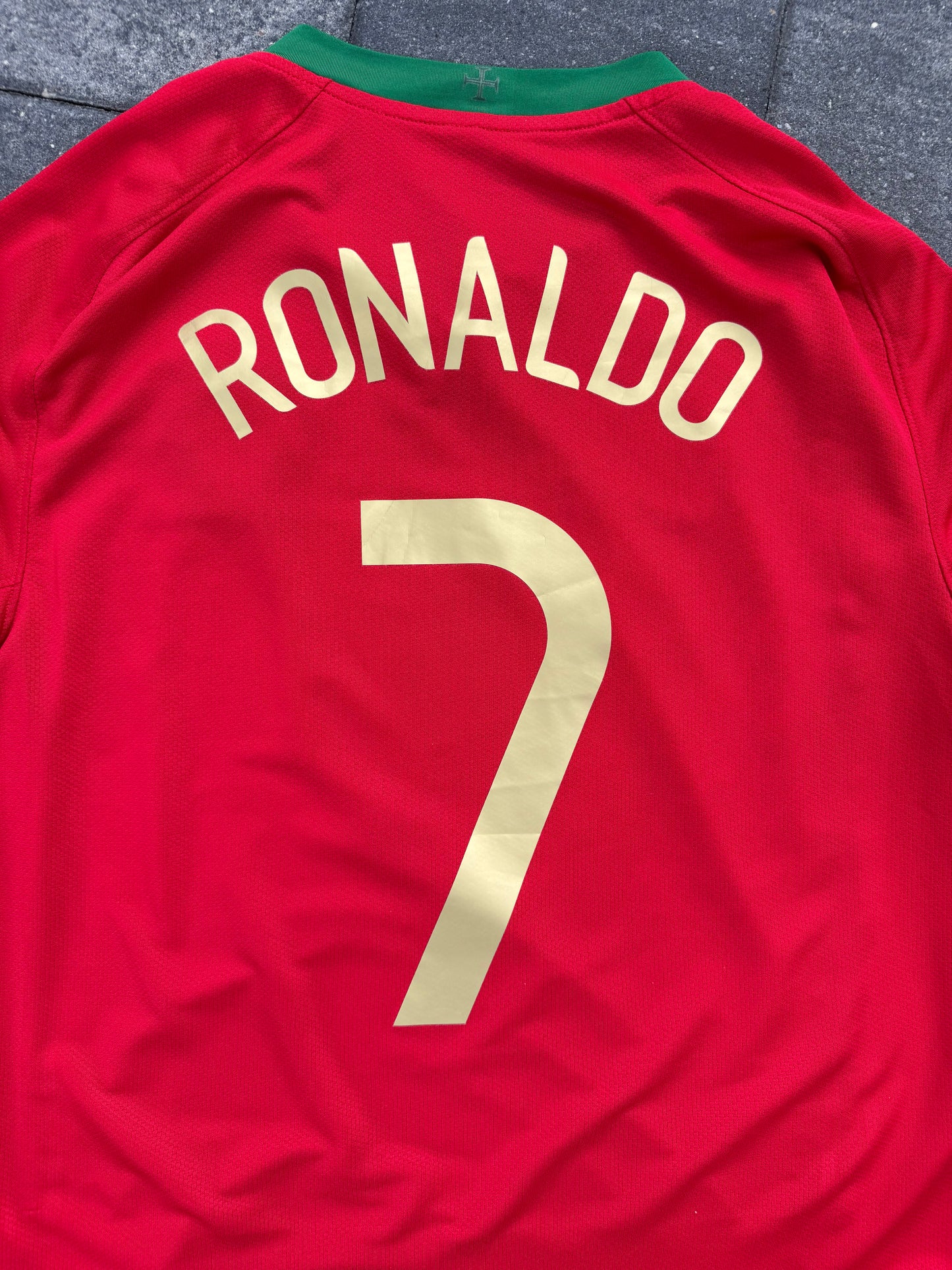 Portugal 2008/2010 Home Shirt (#7 Ronaldo)