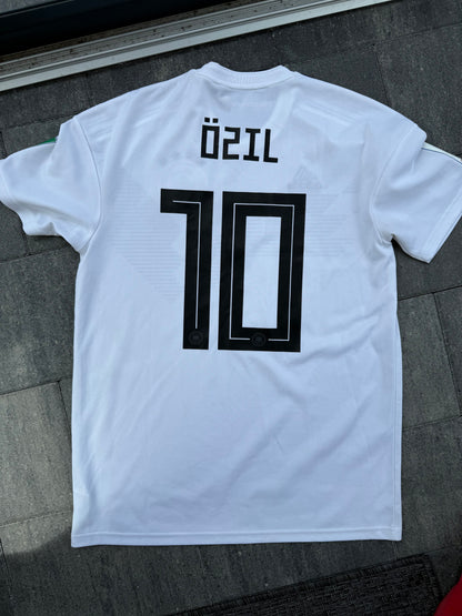 Germany 2018 Home Shirt (#10 Ozil) (M)