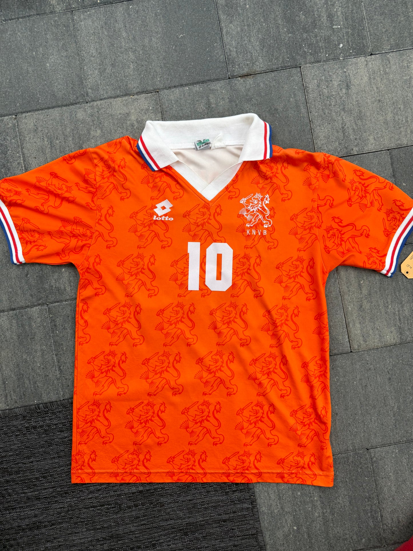 Netherlands 1994 Home Shirt (#10 Bergkamp) (M)