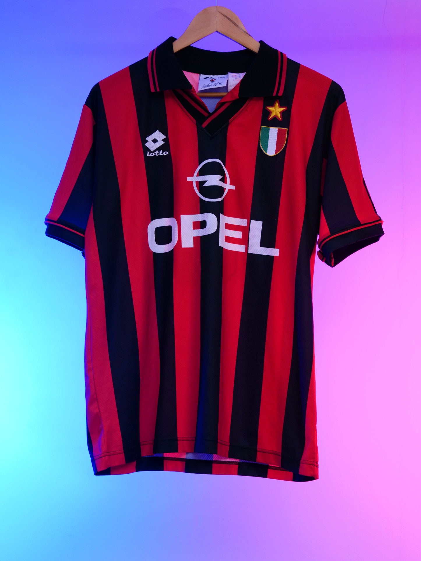 AC Milan 1996/1997 Home Shirt #9 Weah (M)