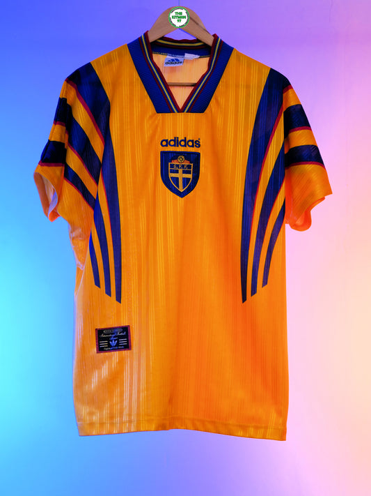 Sweden 1996/1998 Home Shirt (L)