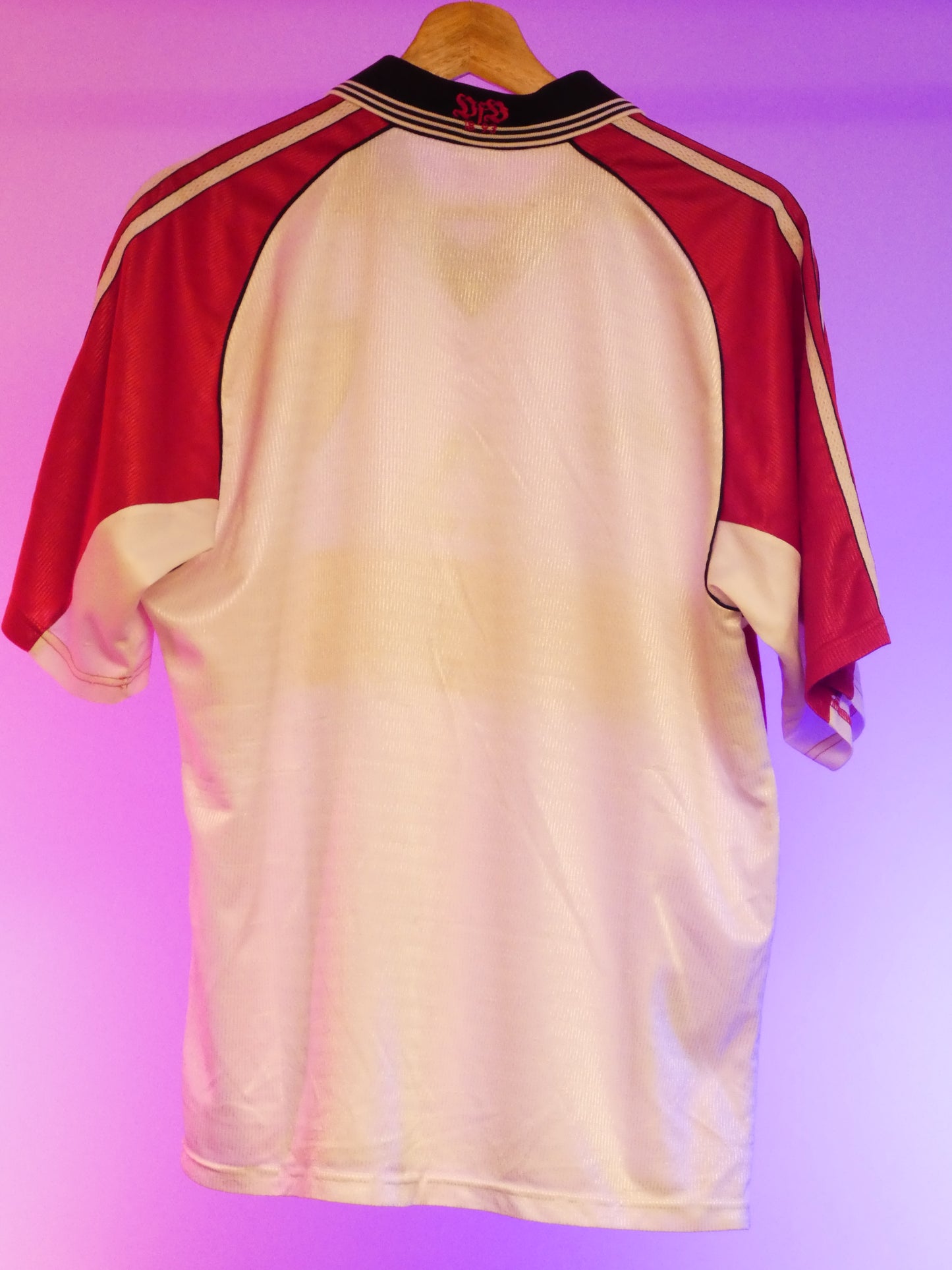 Stuttgart 1998/1999 Home Shirt (M)