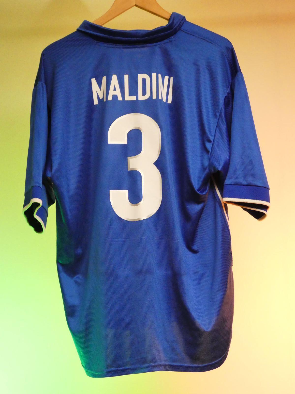 Italy 1998 Home Shirt (#3 Maldini) (XL)