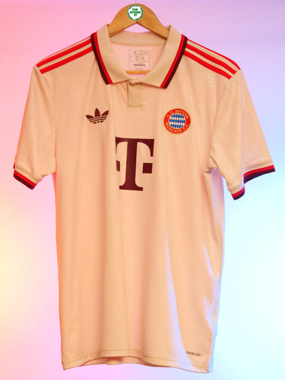 Bayern München 2024/2025 Third Shirt BNWT (M)