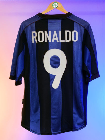 Inter Milan 1999/2000 Home Shirt (#9 Ronaldo) (M/L)