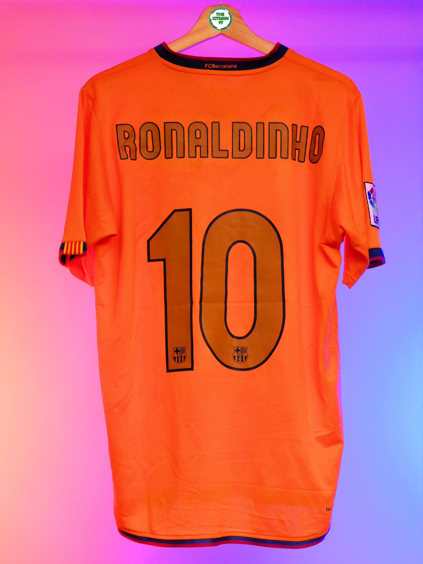 Barcelona 2006/2008 Away Shirt (#10 Ronaldinho) (M)
