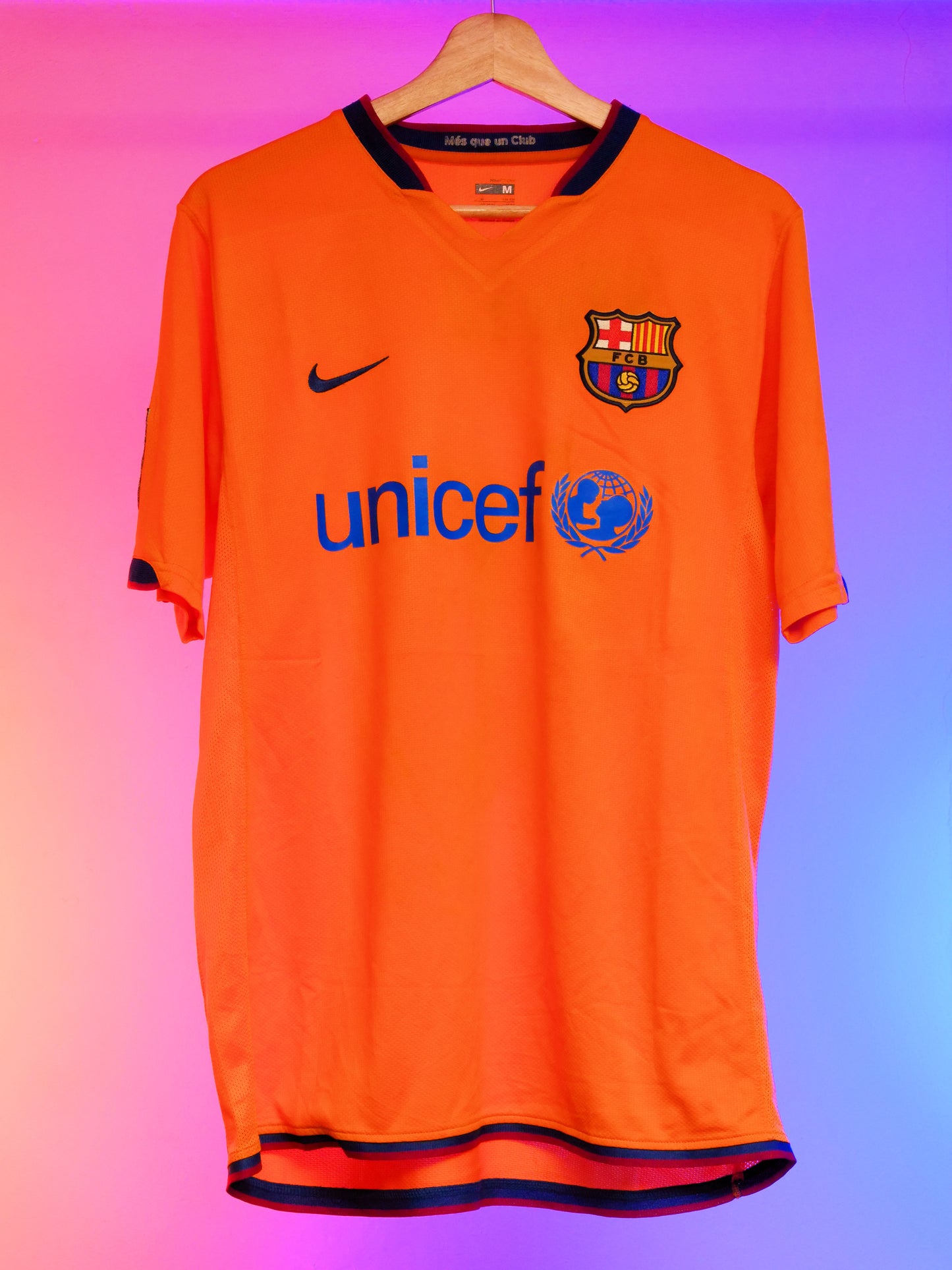 Barcelona 2006/2008 Away Shirt (#10 Ronaldinho) (M)