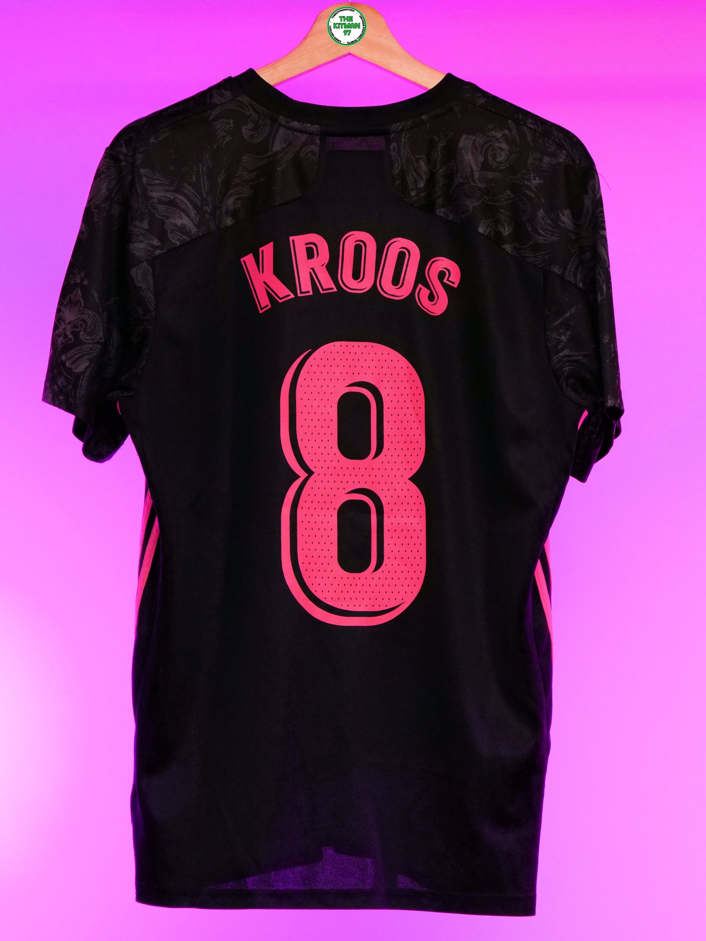 Real Madrid 2020/2021 Third Shirt (#8 Kroos) (M)