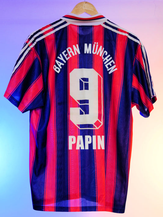 Bayern München 1995/1997 (#9 Papin) (L)
