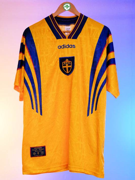 Sweden 1996 Home Shirt (XL)