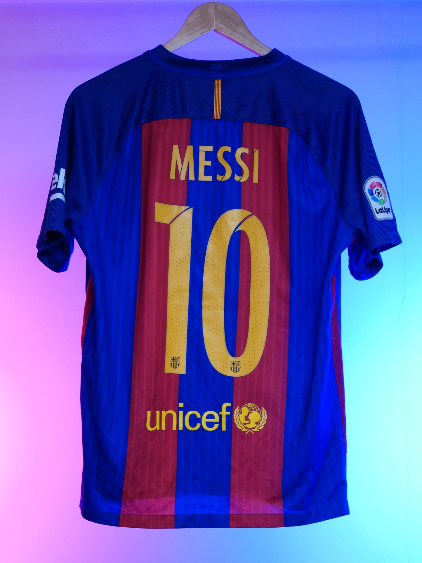 Barcelona 2015/2016 Home Shirt (#10 Messi) (M)
