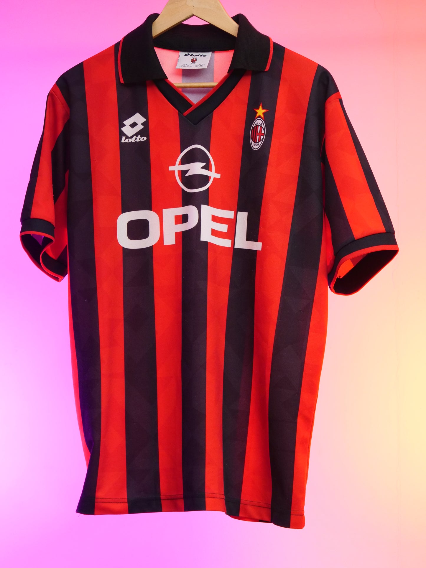 AC Milan 1995/1996 Home Shirt (L)
