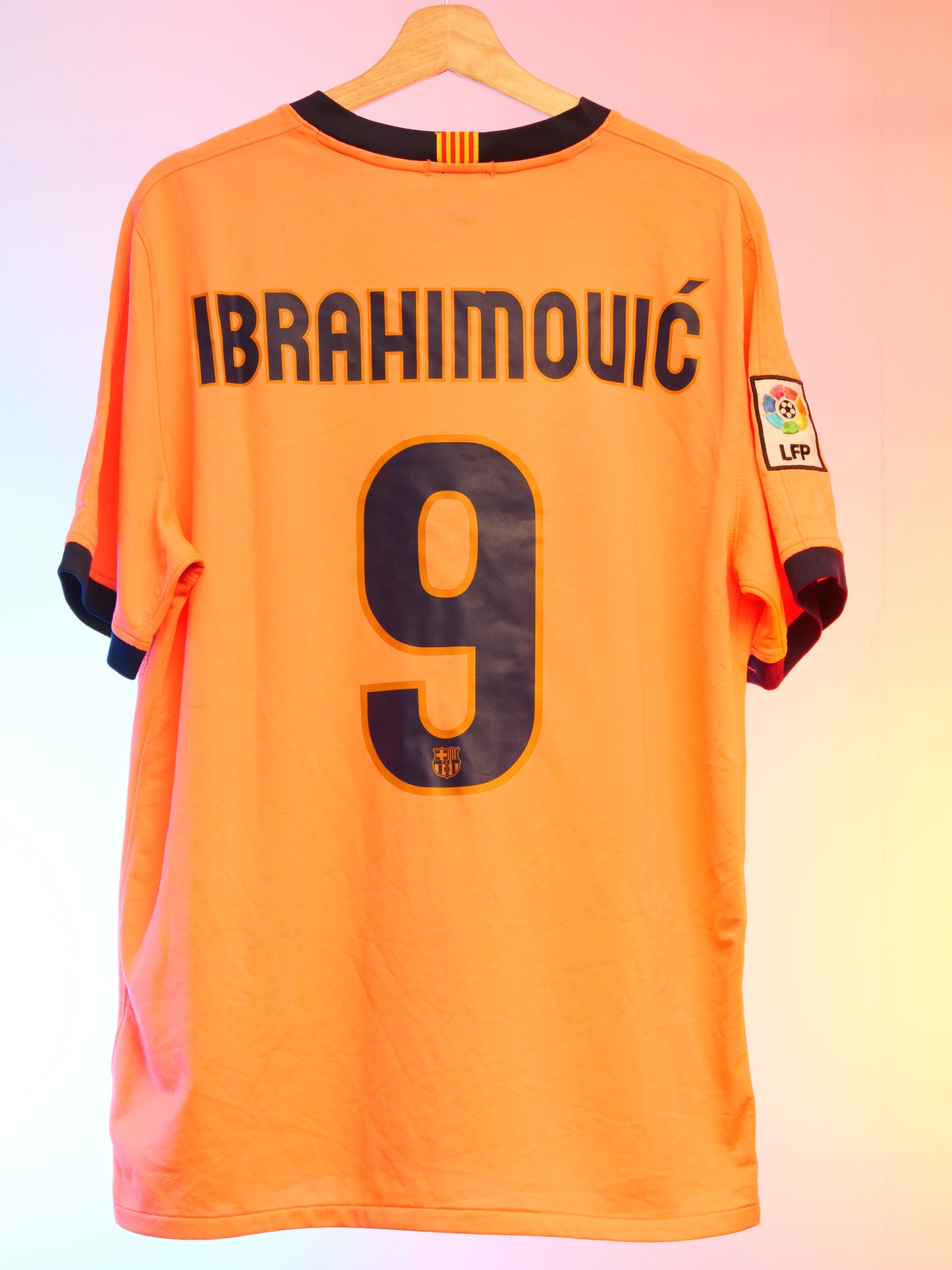 Barcelona 2008/2010 Away Shirt (#9 Ibrahimovic) (L)