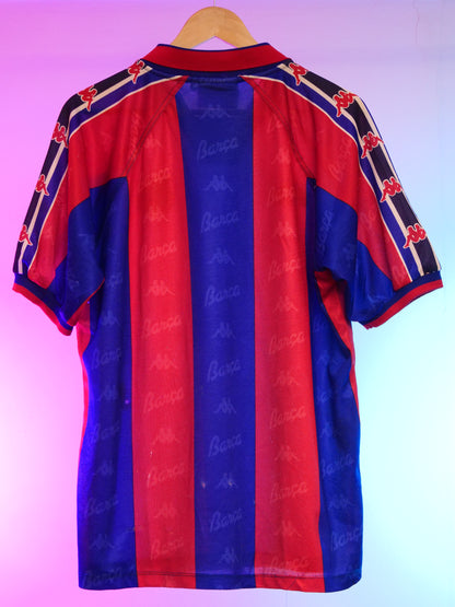 Barcelona 1995/1997 Home Shirt (M) (Holes)