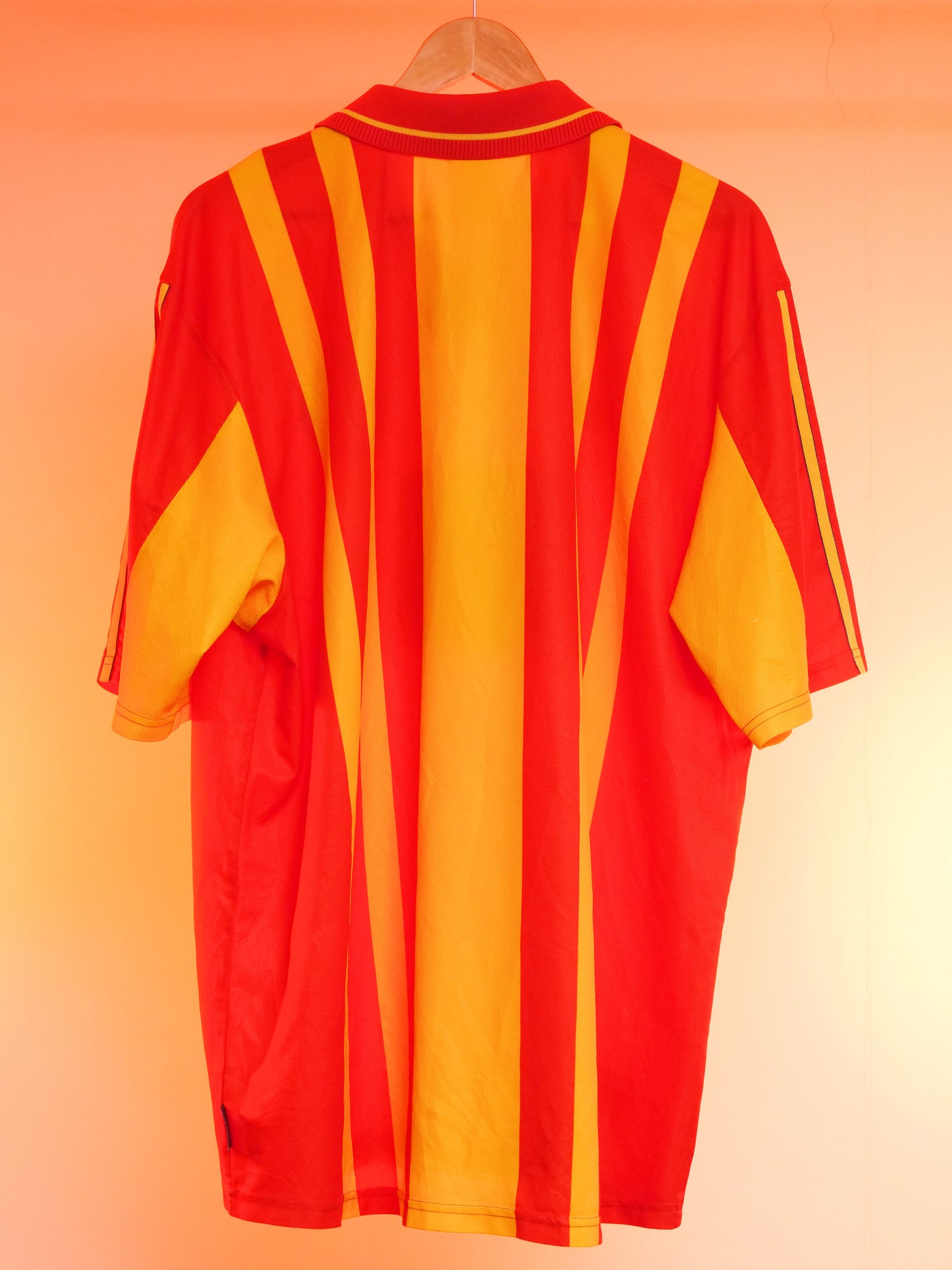 Galatasaray 2000/2001 Home Shirt (XXL)