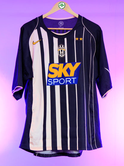 Juventus 2004/2005 Away Shirt (#9 Ibrahimovic) (XL)