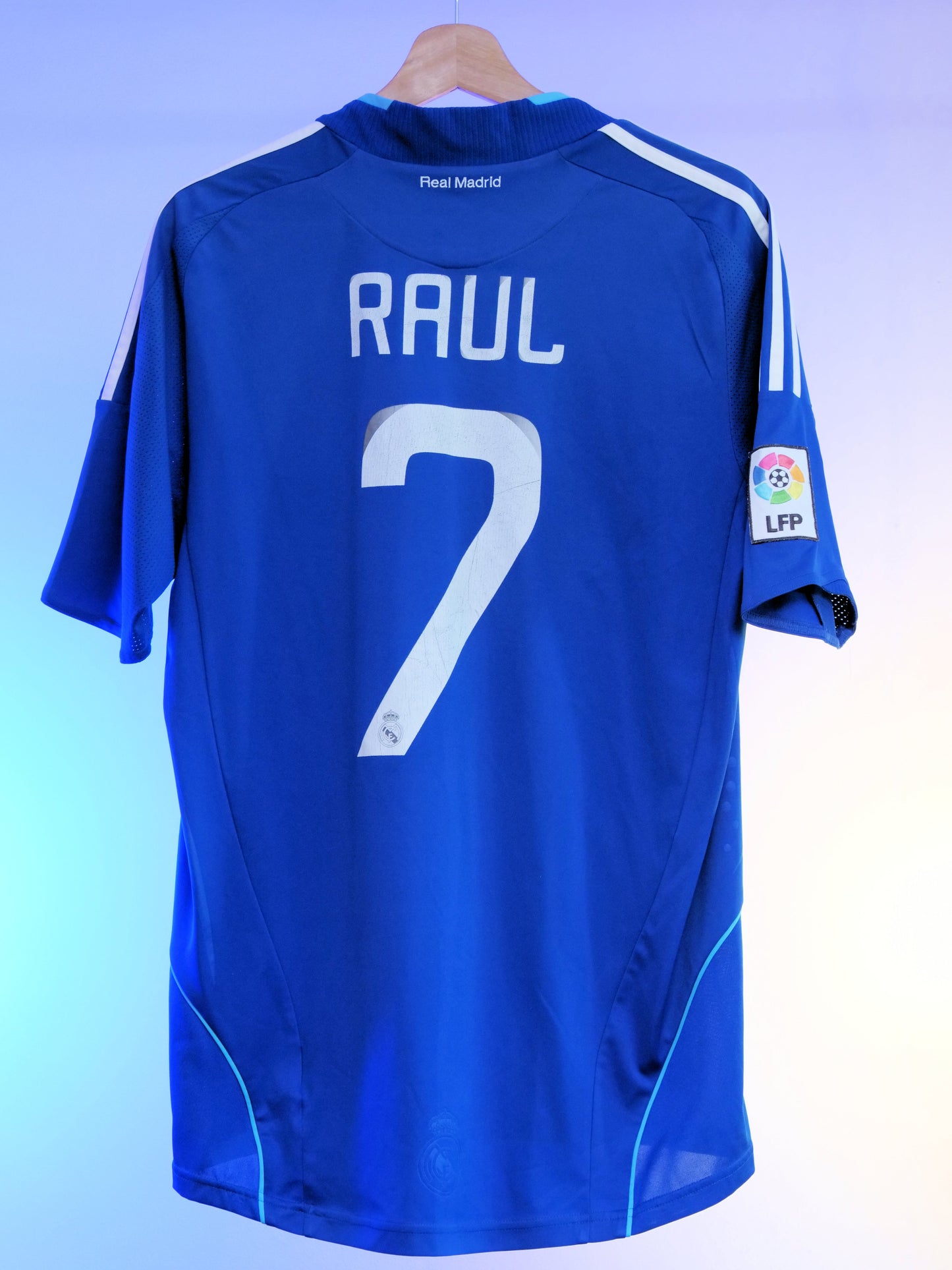 Real Madrid 2008/2009 Away Shirt (#7 Raul) (M)