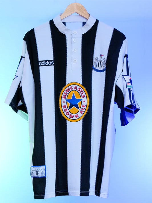 Newcastle United 1995/1997 Home Shirt (#11 Asprilla) (XL)