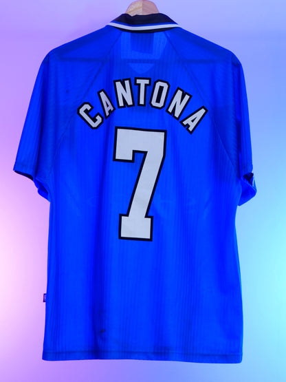 Manchester United 1996/1998 Third Shirt (#7 Cantona) (M)