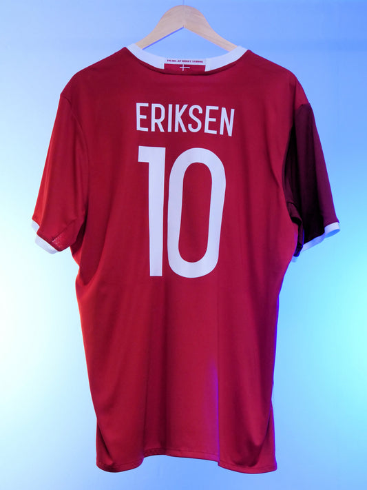 Denmark 2016 Home Shirt (#10 Eriksen) (XL)