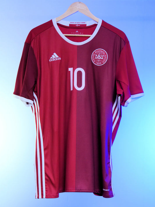 Denmark 2016 Home Shirt (#10 Eriksen) (XL)