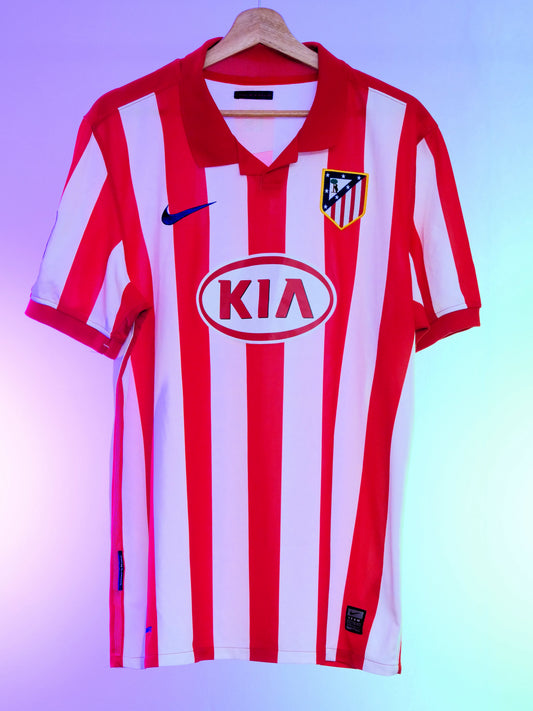 Atletico Madrid 2009/2010 Home Shirt (L)