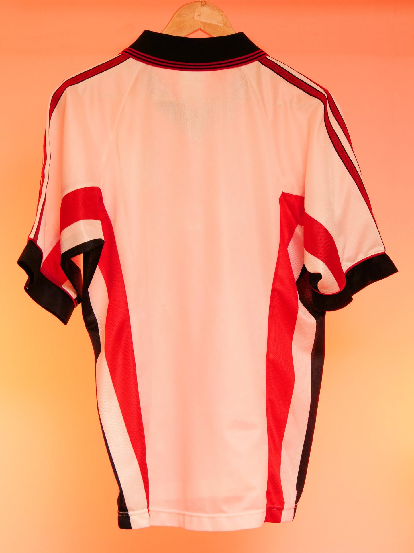 Consadole Sapporo 1999/2000 Away Shirt (L)