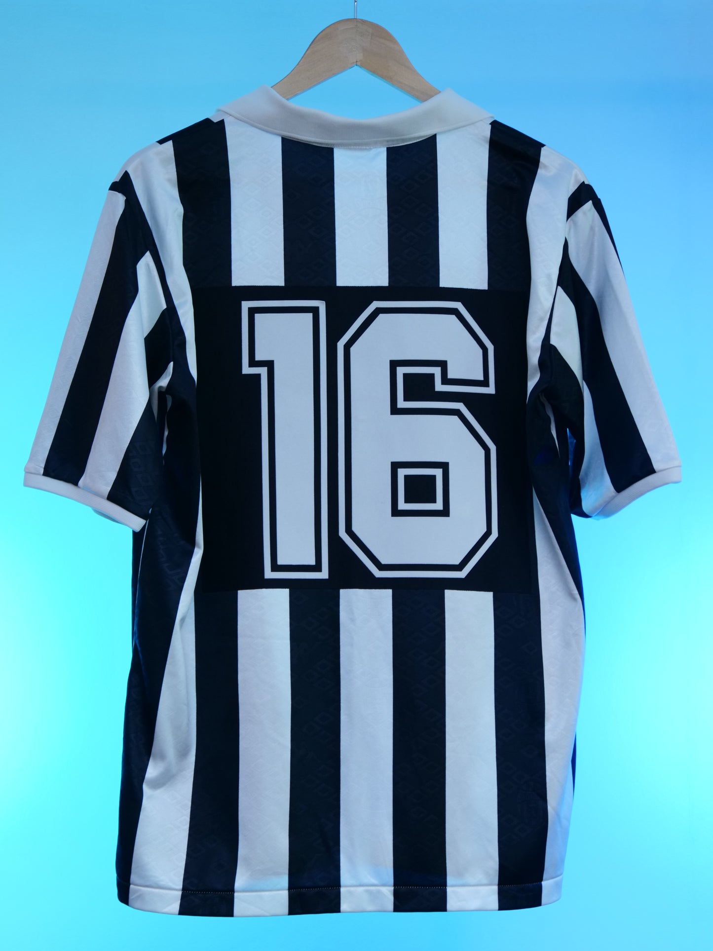 Juventus 1992/1994 Home Shirt (L)