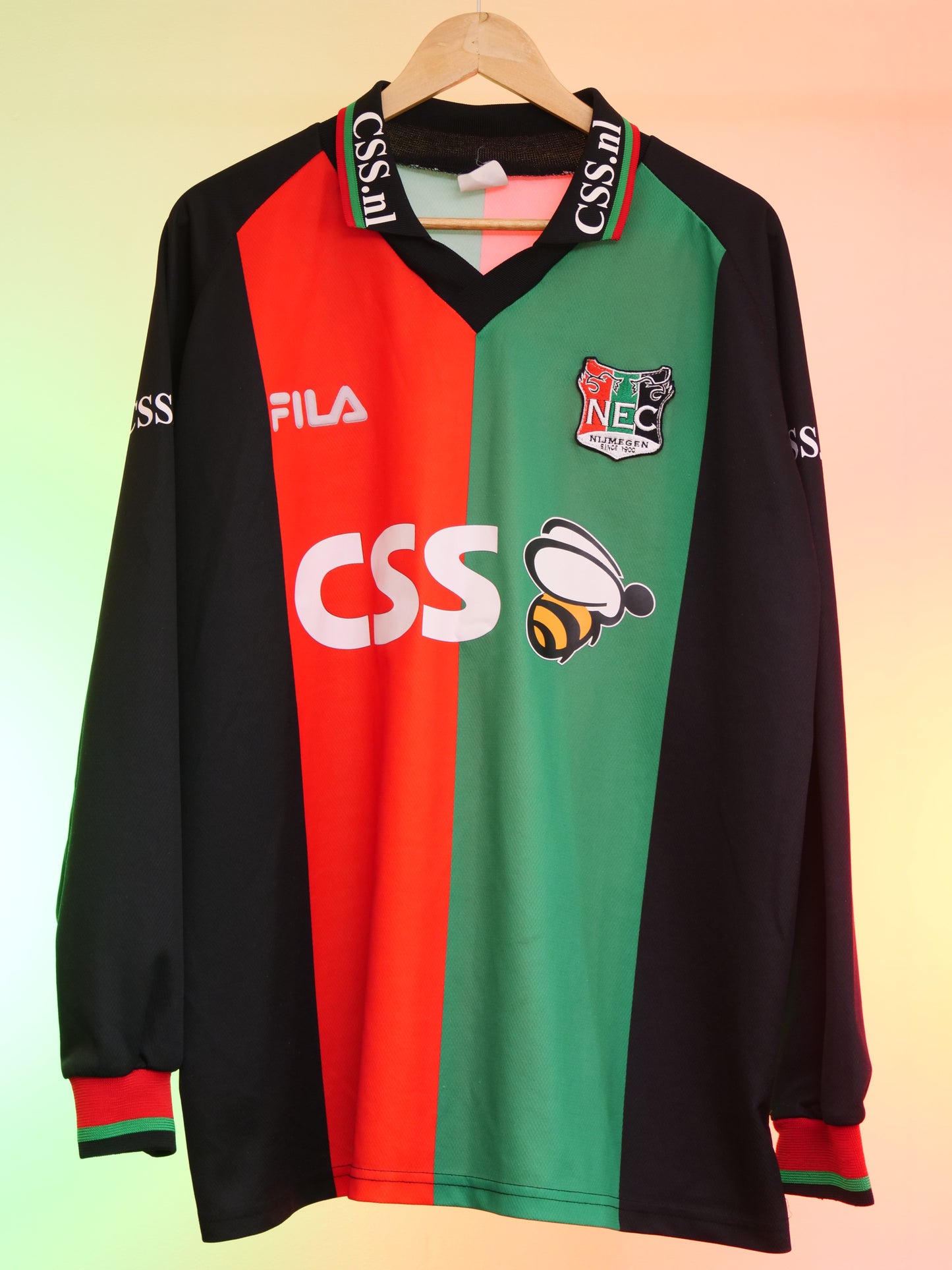NEC Nijmegen 2001/2002 Home Shirt Longsleeve (XL)