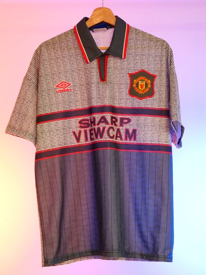Manchester United 1995/1996 Away Shirt (L)