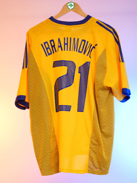 Sweden 2002 Home Shirt (#21 Ibrahimovic) (XL)