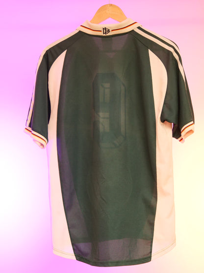 Germany 2000 Away Shirt (M)
