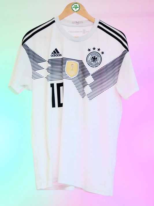 Germany 2018 Home Shirt (#10 Ozil) (L)