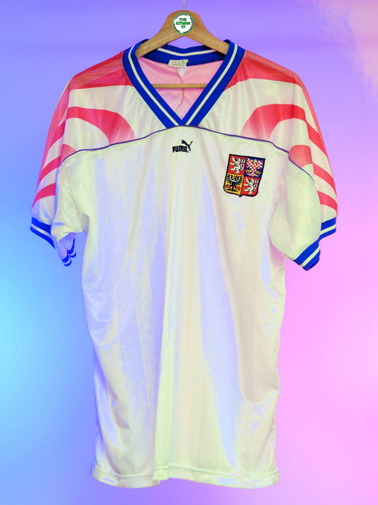 Czech Republic 1995/1996 Away Shirt (L)