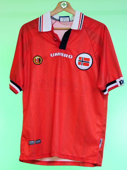 Norway 1998 Home Shirt (M)