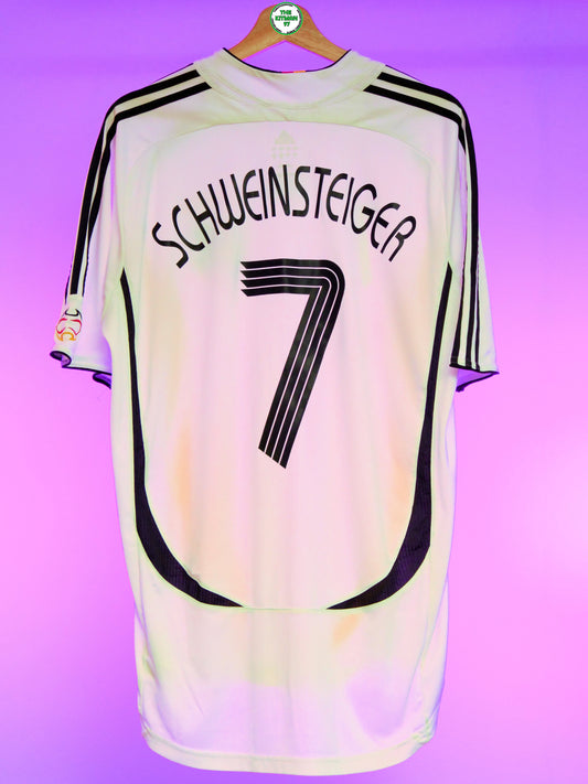Germany 2006 Home Shirt (#7 Schweinsteiger) (L)