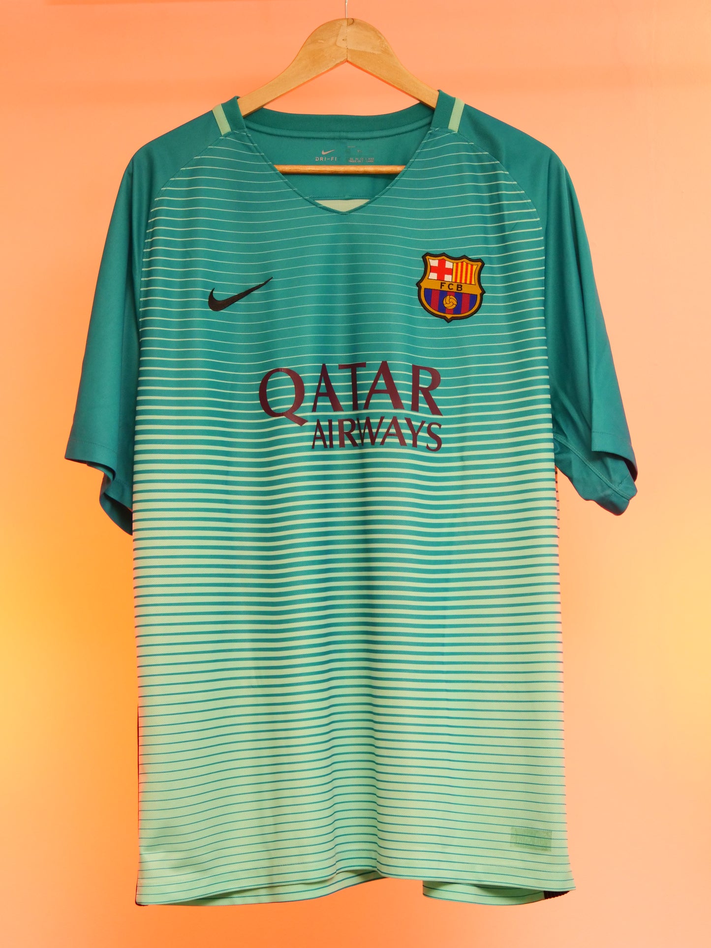 Barcelona 2016/2017 Third Shirt (XXL)