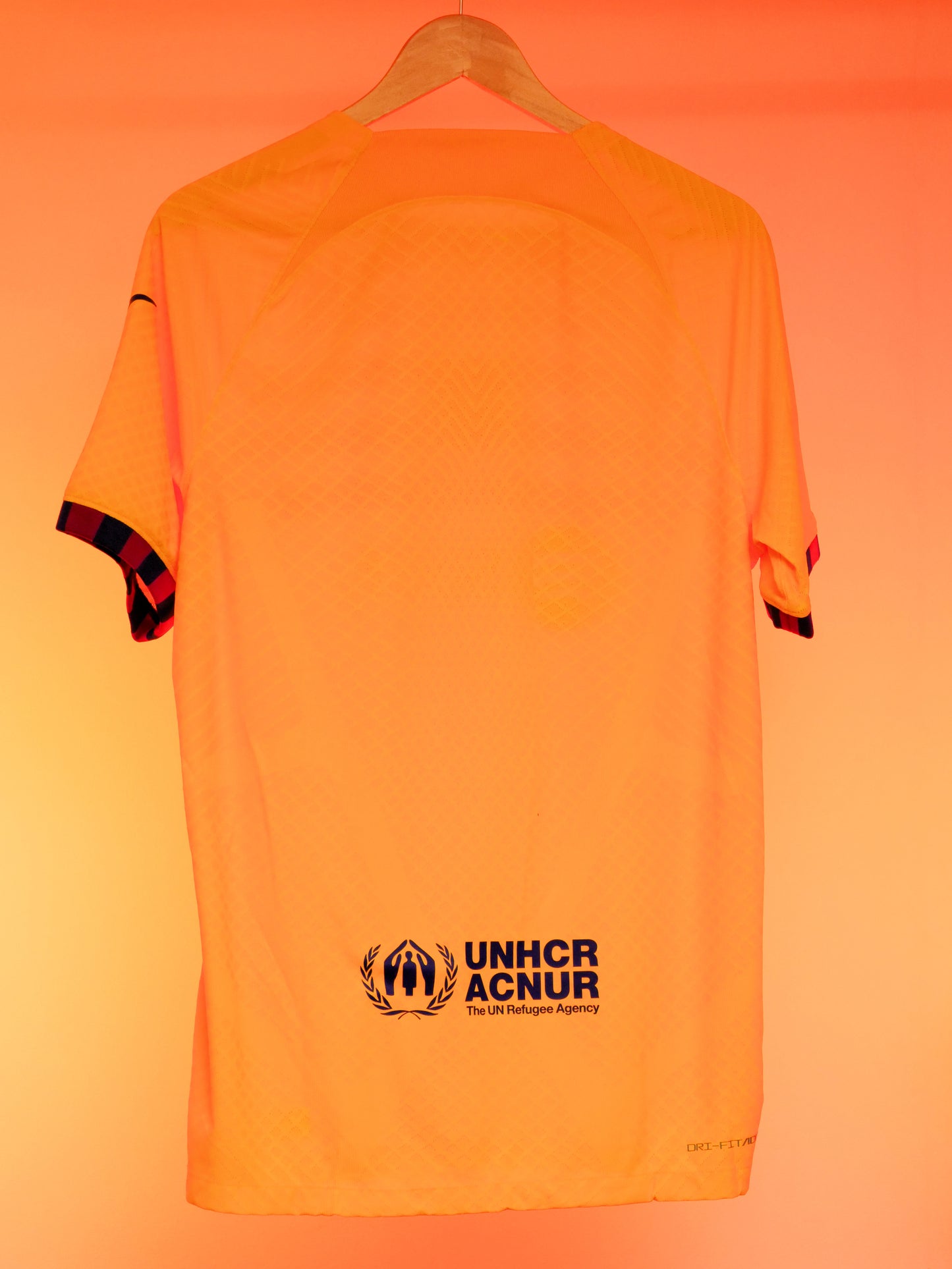 Barcelona 2023/2024 Fourth Shirt Vapor Version (M)