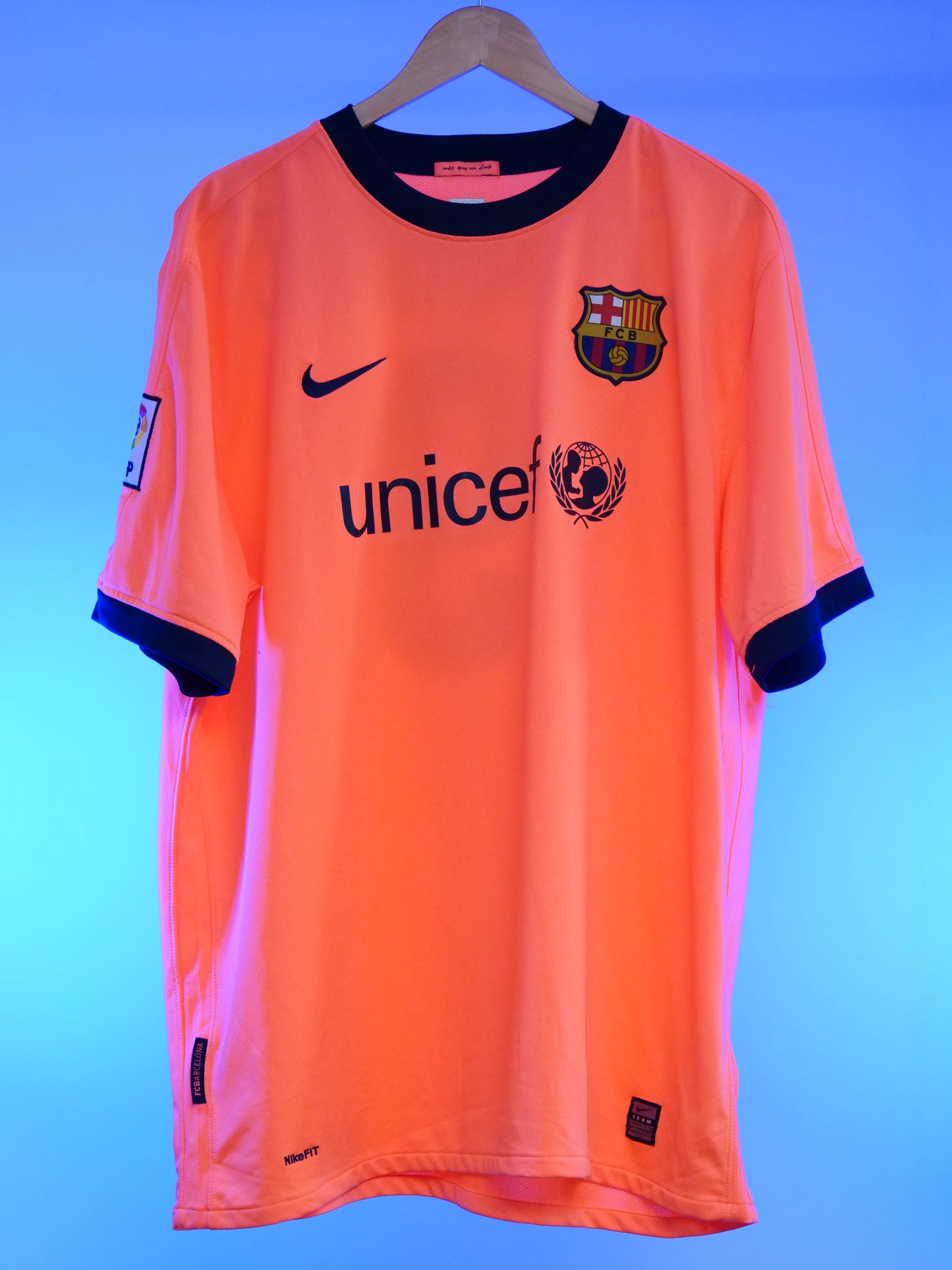 Barcelona 2009/2010 Away Shirt (#9 Ibrahimovic) (XXL)