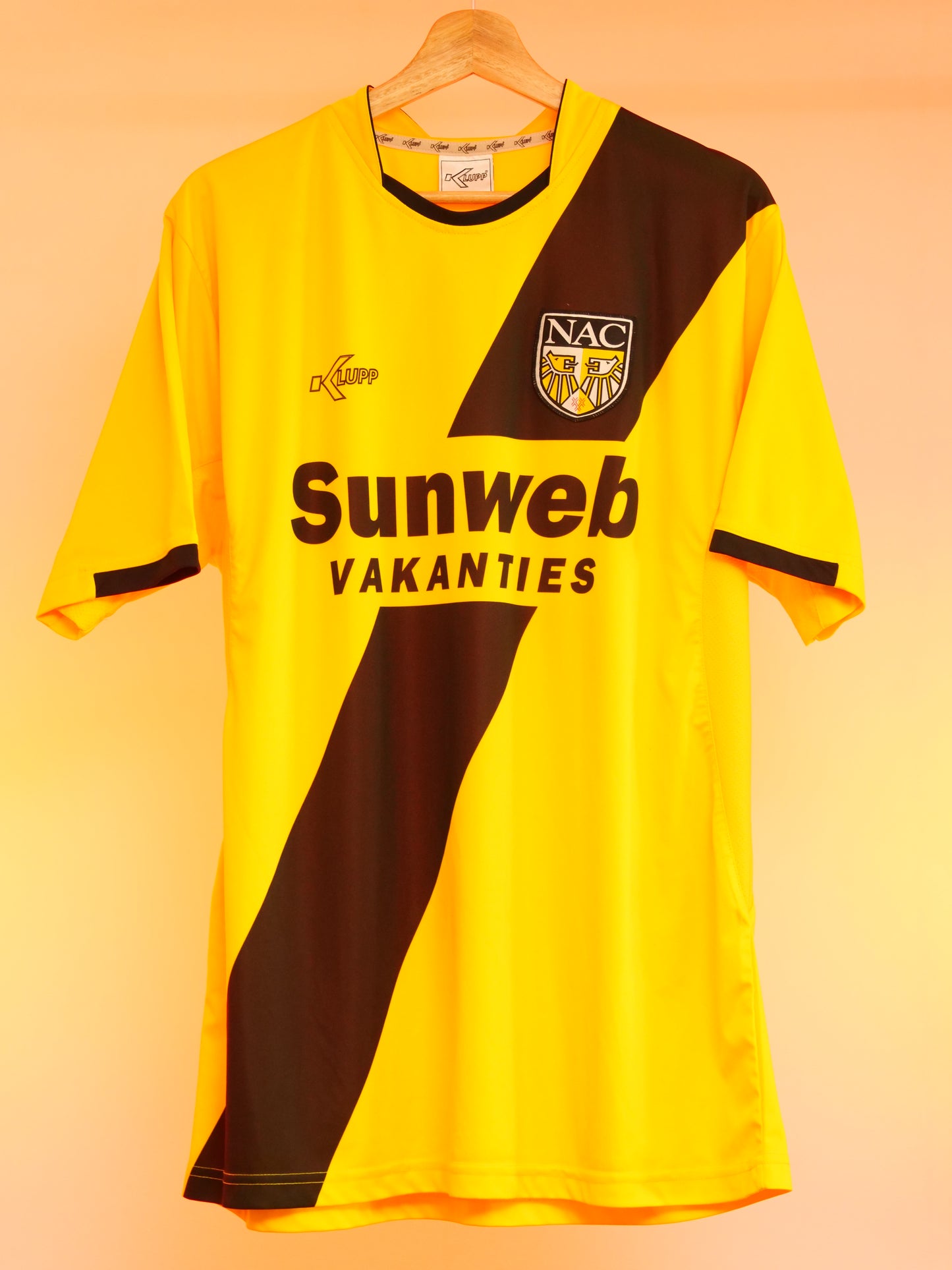 NAC Breda 2008/2009 Home Shirt (L/XL)