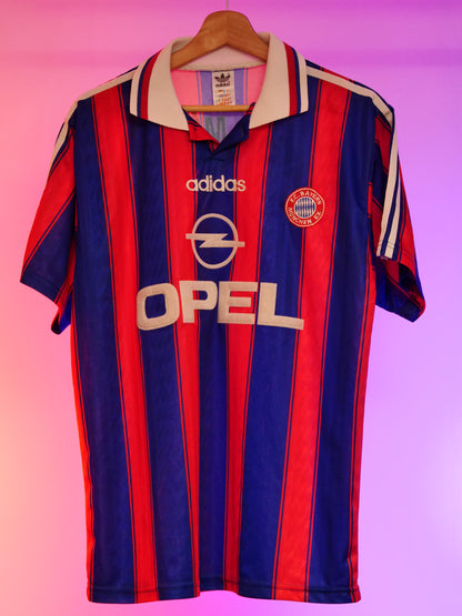 Bayern München 1995/1997 Home Shirt (M)