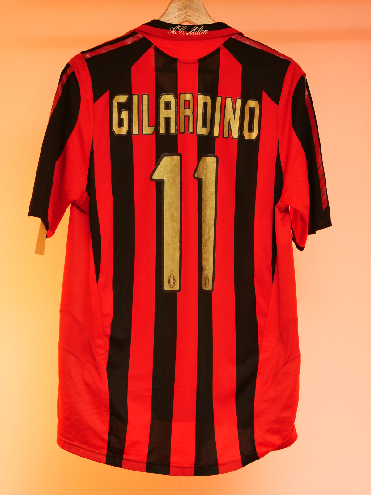 AC Milan 2005/2006 Home Shirt (#11 Gilardino) (M)