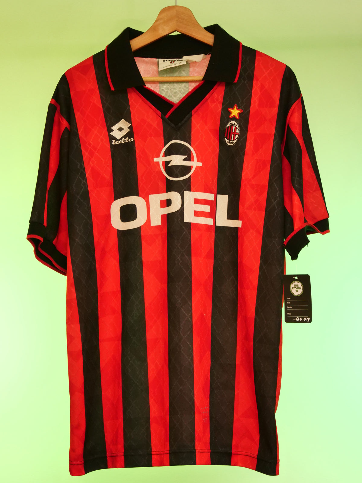 AC Milan 1995/1996 Home Shirt (L)